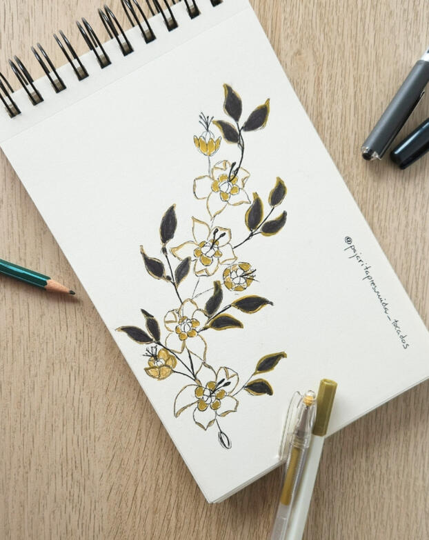 Boceto de tocado artesanal porcelana fría elaborado por Pajarita Presumida Boceto pintado a mano en papel de un tocado artesanal en porcelana fría en tonos negros, blancos y dorados. Hecho a mano por Pajarita Presumida.